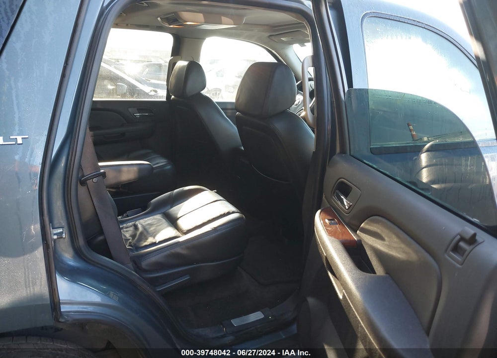 2008 GMC YUKON SLT VIN: 1GKFK13048J151049
