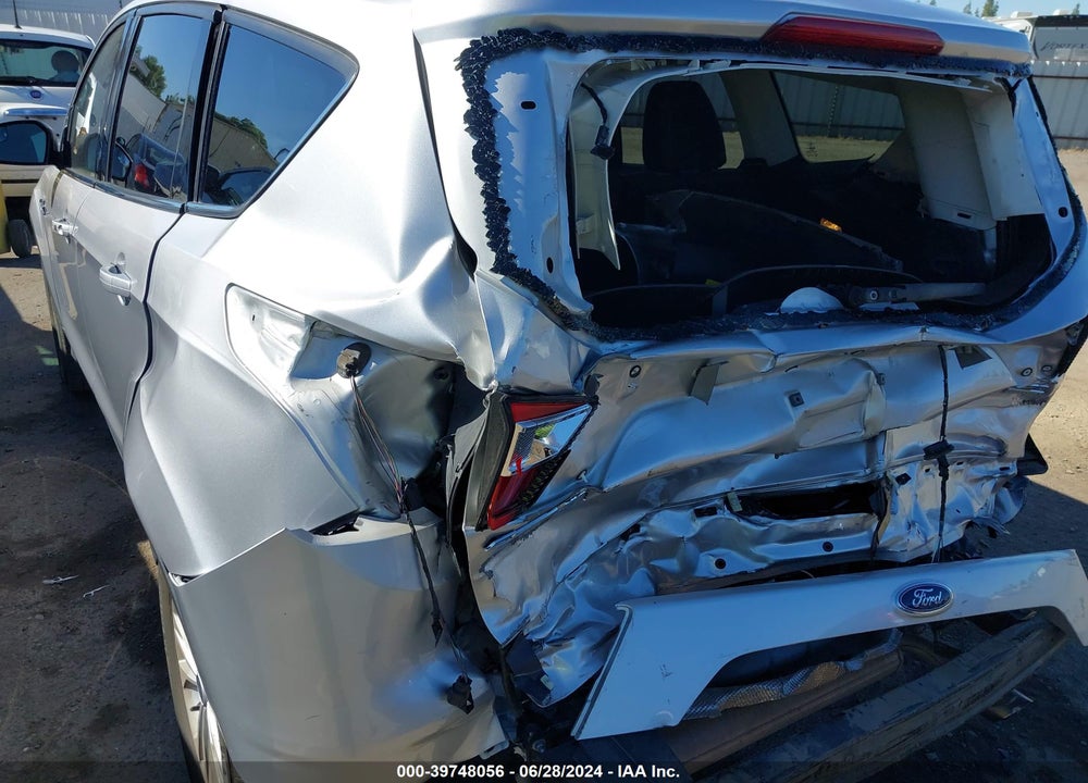 2019 FORD ESCAPE SE VIN: 1FMCU0GD2KUA63697