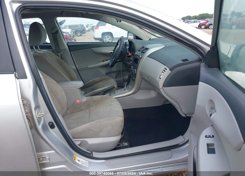 2011 TOYOTA COROLLA LE VIN: 2T1BU4EE9BC744228