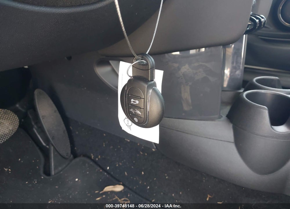 2018 MINI HARDTOP COOPER/OXFORD EDITION VIN: WMWXP5C57J2G63389