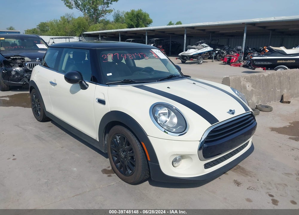 2018 MINI HARDTOP COOPER/OXFORD EDITION VIN: WMWXP5C57J2G63389
