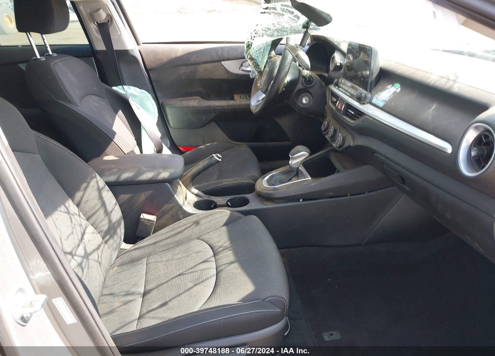 2023 KIA FORTE LXS VIN: 3KPF24AD2PE687187