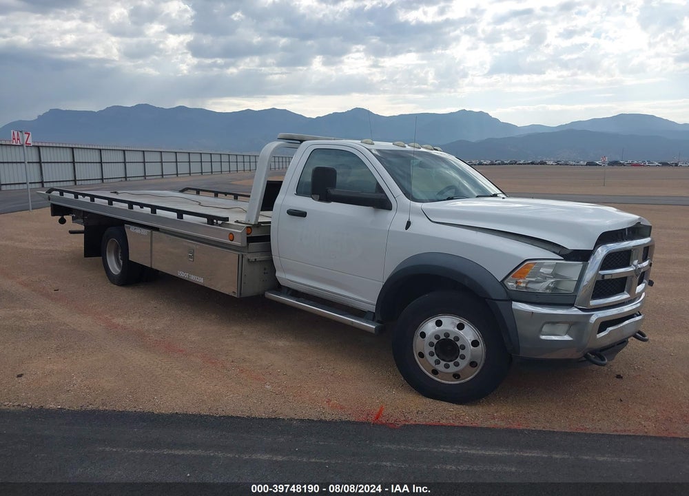 2015 RAM 5500 CHASSIS TRADESMAN/SLT VIN: 3C7WRNDL9FG594676