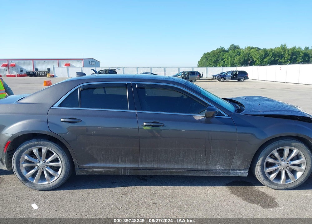 2017 CHRYSLER 300 LIMITED AWD VIN: 2C3CCARG3HH540450