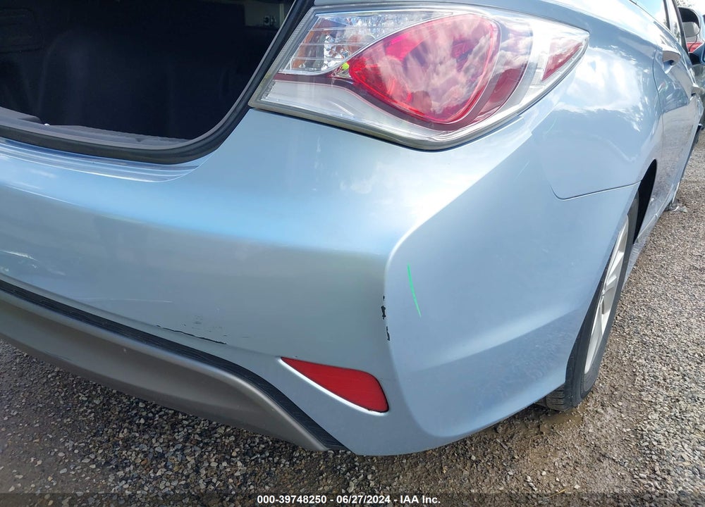 2015 HYUNDAI SONATA HYBRID VIN: KMHEC4A47FA135271