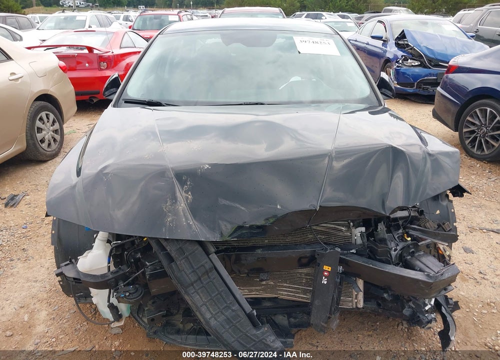 2021 HYUNDAI ELANTRA SEL VIN: 5NPLM4AGXMH018888
