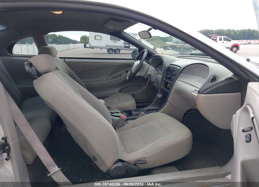2000 FORD MUSTANG VIN: 1FAFP4047YF305834