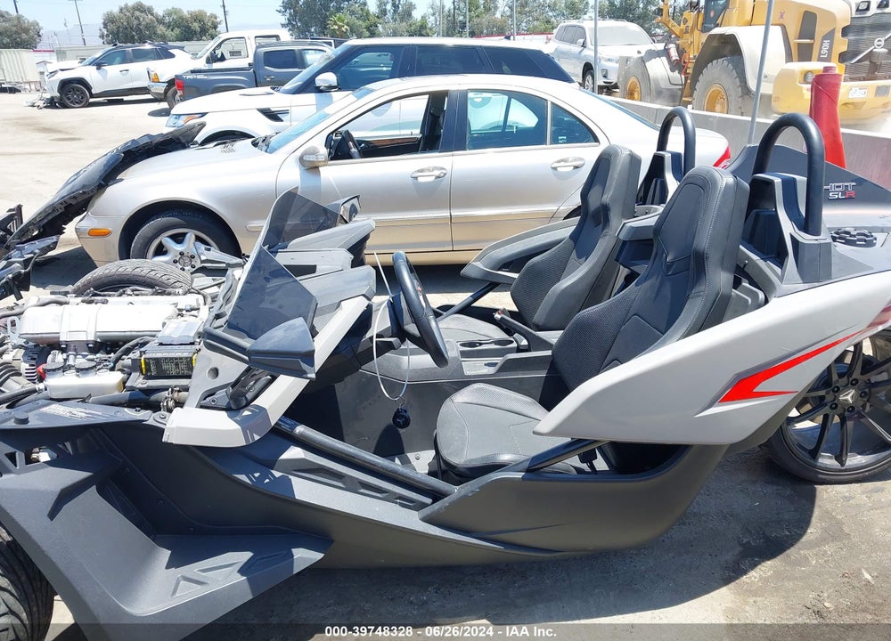 2022 POLARIS SLINGSHOT SLR VIN: 57XAAFHBXN8149641