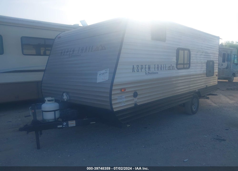 2021 KEYSTONE TRAVEL TRAILER VIN: 4YDT17B12M8921388