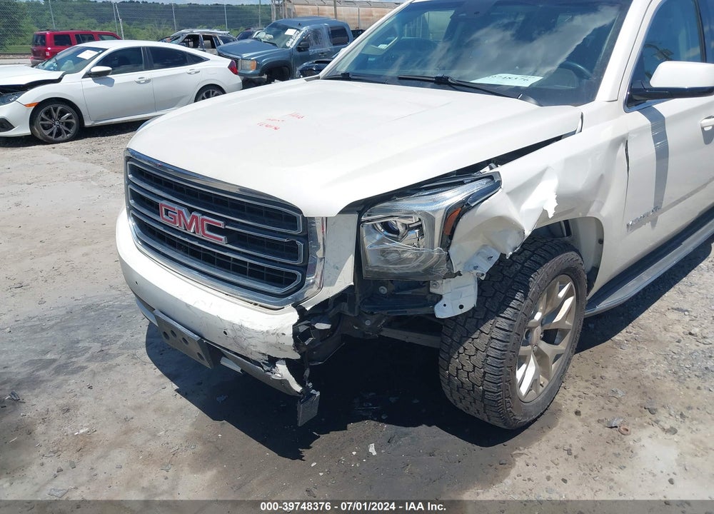 2015 GMC YUKON XL 1500 SLT VIN: 1GKS2HKC9FR599742