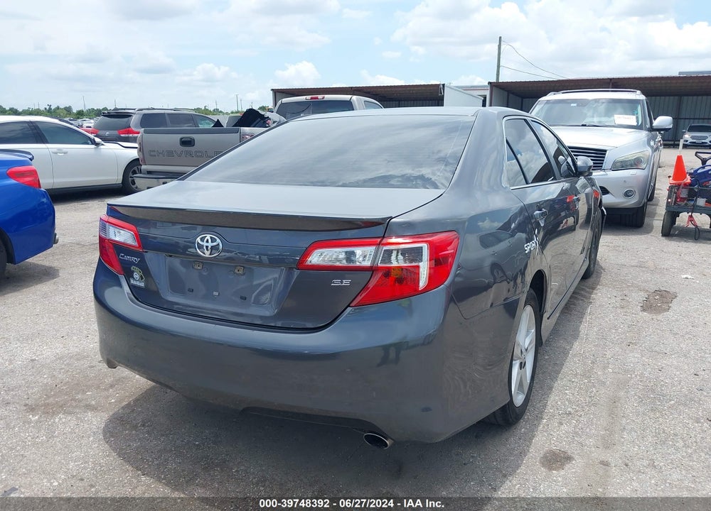 2014 TOYOTA CAMRY SE VIN: 4T1BF1FK8EU411650