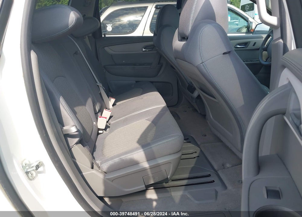 2015 CHEVROLET TRAVERSE LS VIN: 1GNKVFEDXFJ294431
