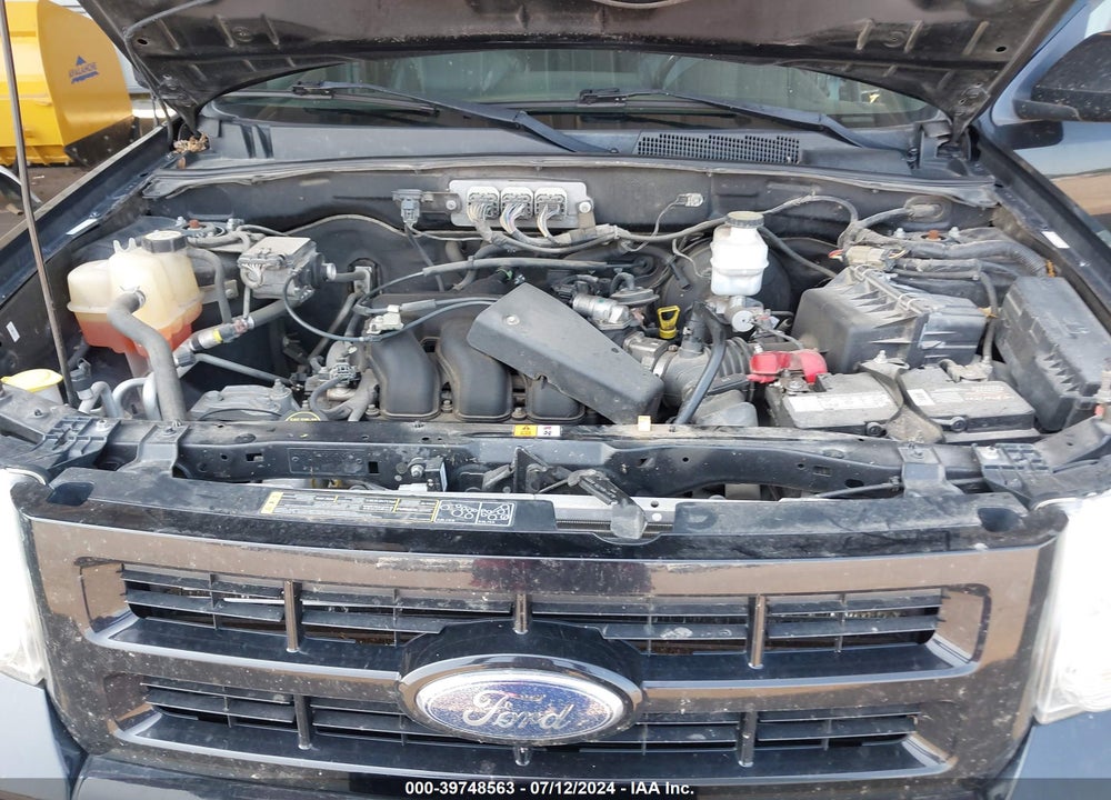 2008 FORD ESCAPE LIMITED VIN: 1FMCU94118KB84093