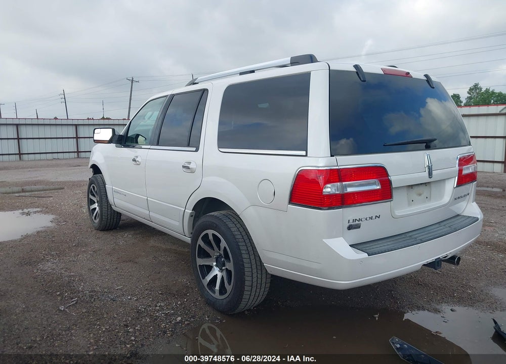 2013 LINCOLN NAVIGATOR VIN: 5LMJJ2H59DEL05530