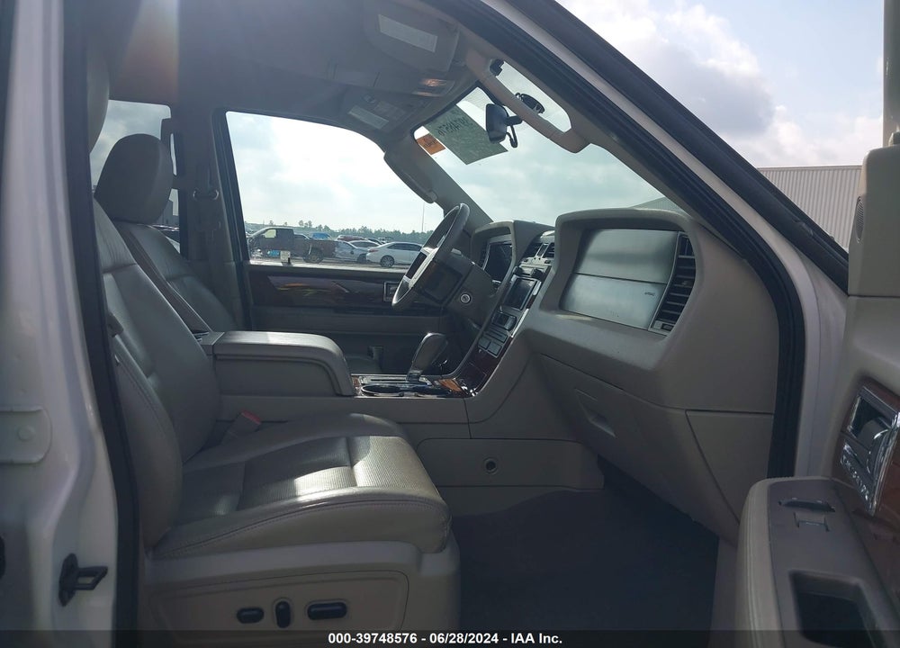 2013 LINCOLN NAVIGATOR VIN: 5LMJJ2H59DEL05530