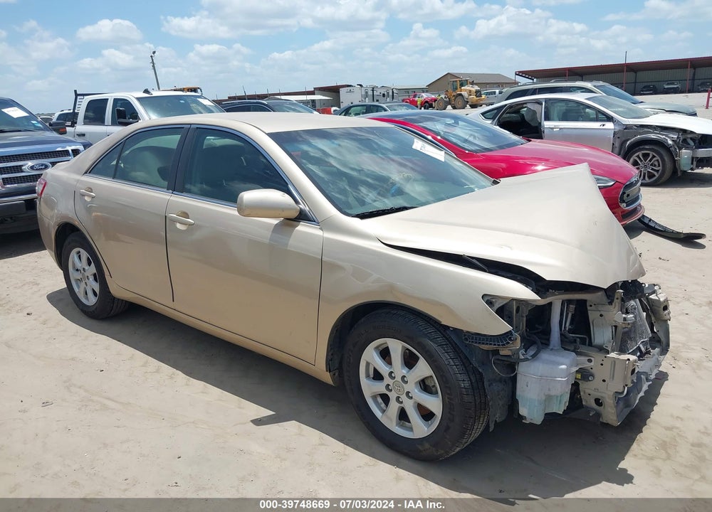 2011 TOYOTA CAMRY LE VIN: 4T1BF3EK9BU645319