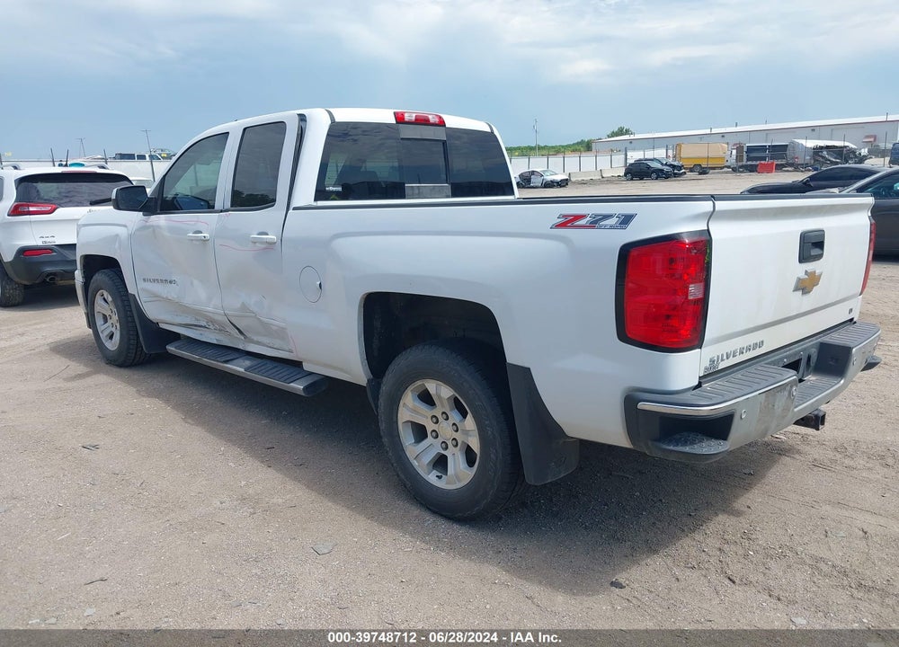 2015 CHEVROLET SILVERADO 1500 2LT VIN: 1GCVKRECXFZ260210