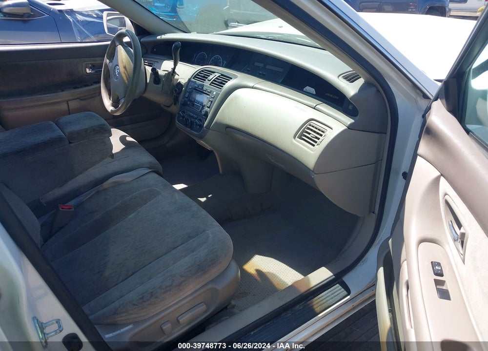 2002 TOYOTA AVALON XL VIN: 4T1BF28B92U227946