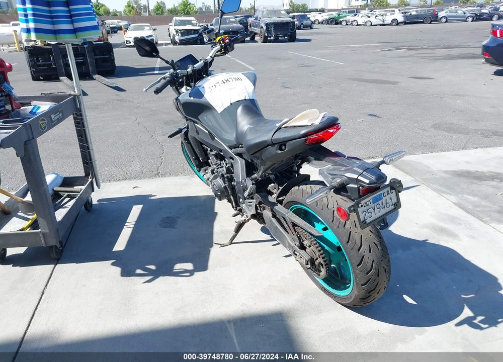 2022 YAMAHA MT09 C VIN: JYARN71Y6NA000684