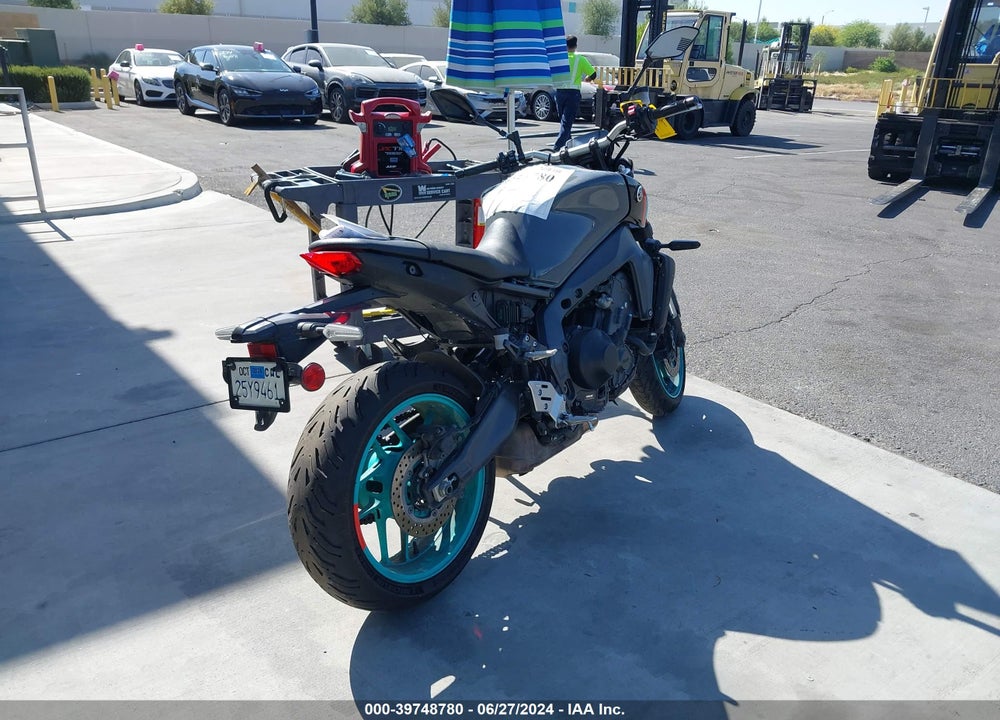 2022 YAMAHA MT09 C VIN: JYARN71Y6NA000684