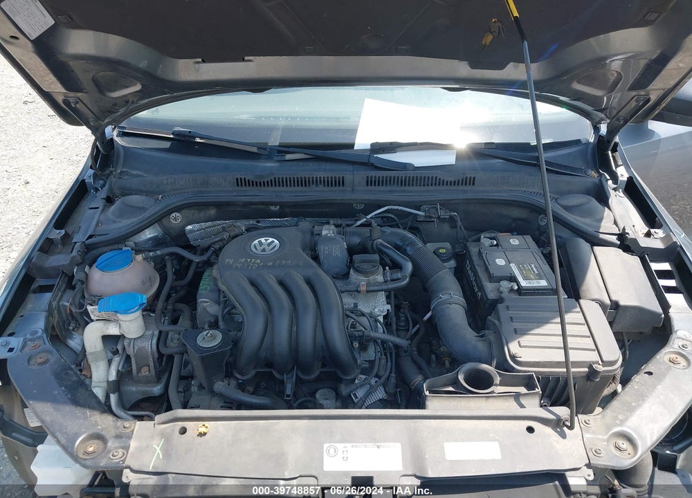 2015 VOLKSWAGEN JETTA 2.0L S VIN: 3VW2K7AJ5FM401985