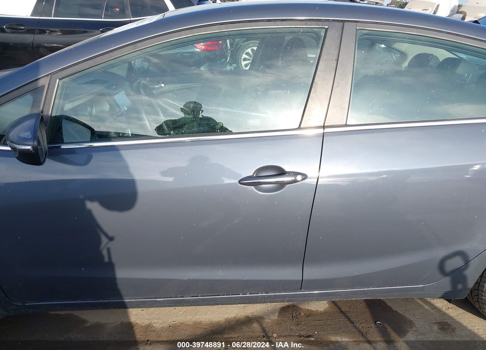 2015 KIA FORTE EX VIN: KNAFZ4A81F5373133