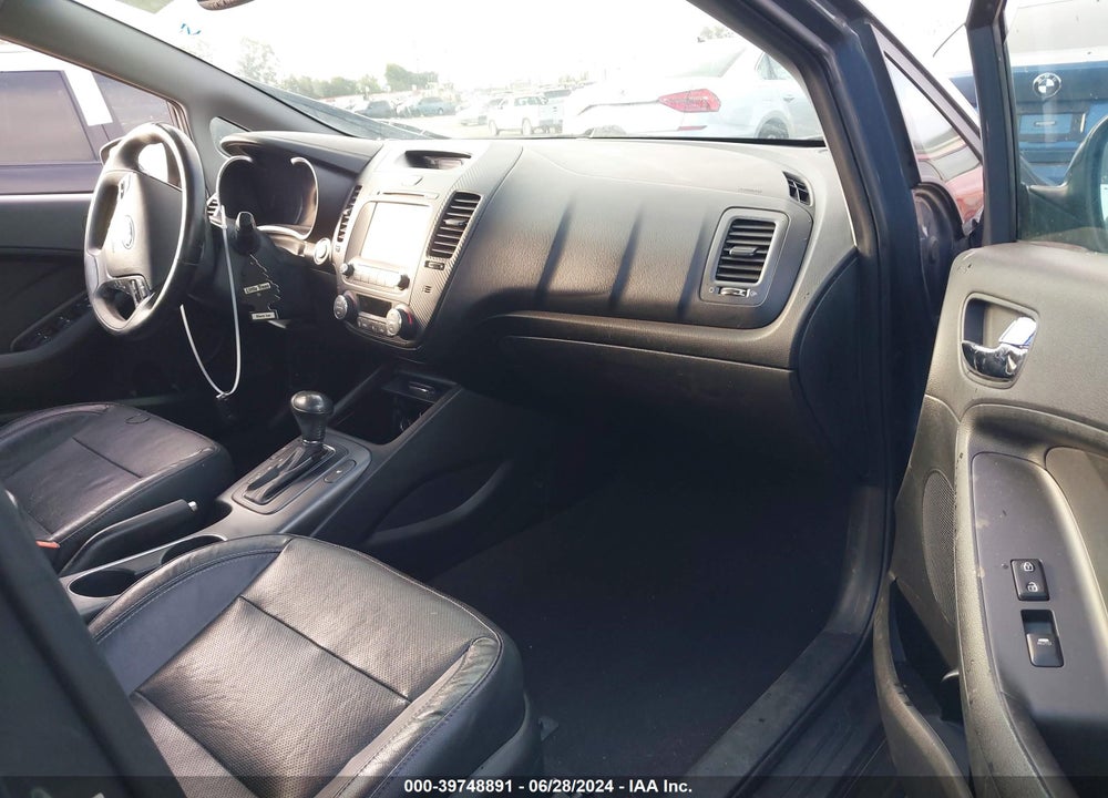 2015 KIA FORTE EX VIN: KNAFZ4A81F5373133