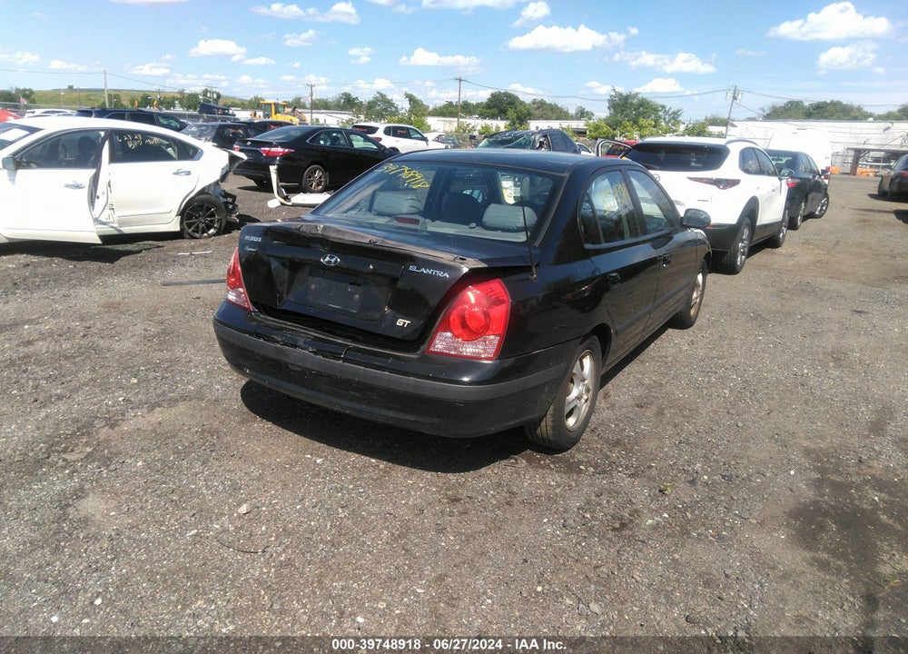 2005 HYUNDAI ELANTRA GLS/GT VIN: KMHDN46D15U023688