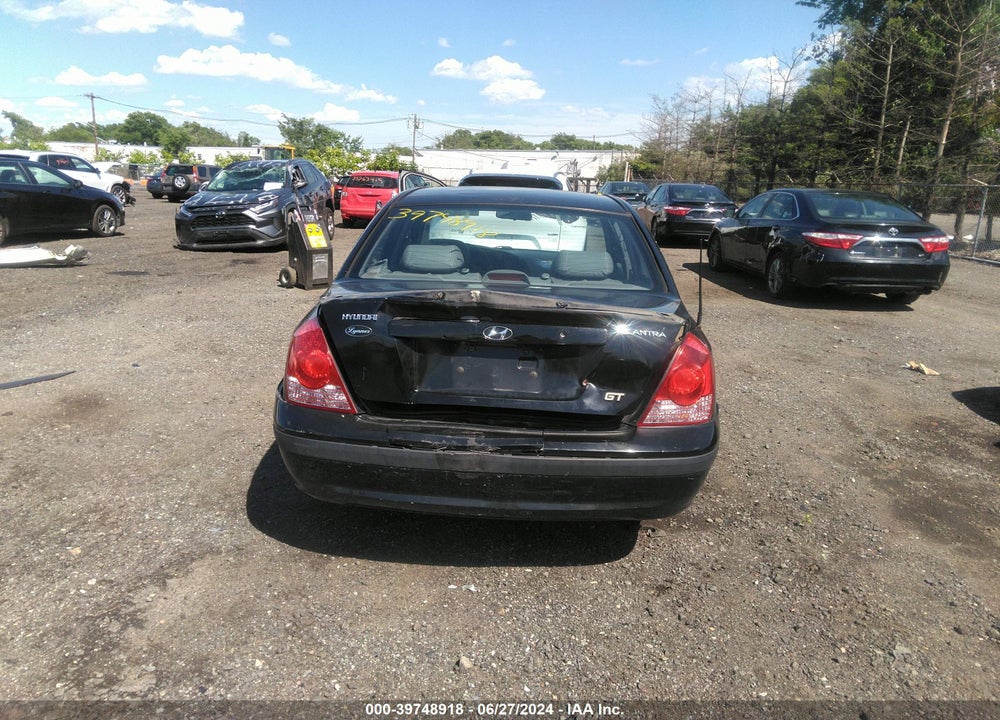 2005 HYUNDAI ELANTRA GLS/GT VIN: KMHDN46D15U023688