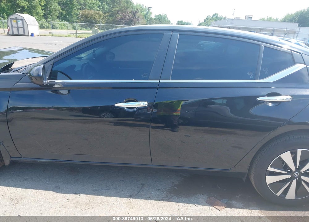 2022 NISSAN ALTIMA SV INTELLIGENT AWD VIN: 1N4BL4DW8NN388682