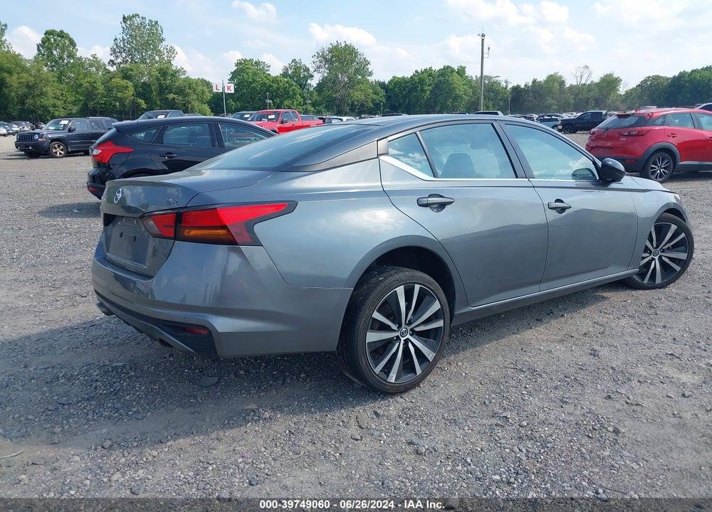 2022 NISSAN ALTIMA SR FWD VIN: 1N4BL4CV2NN403671