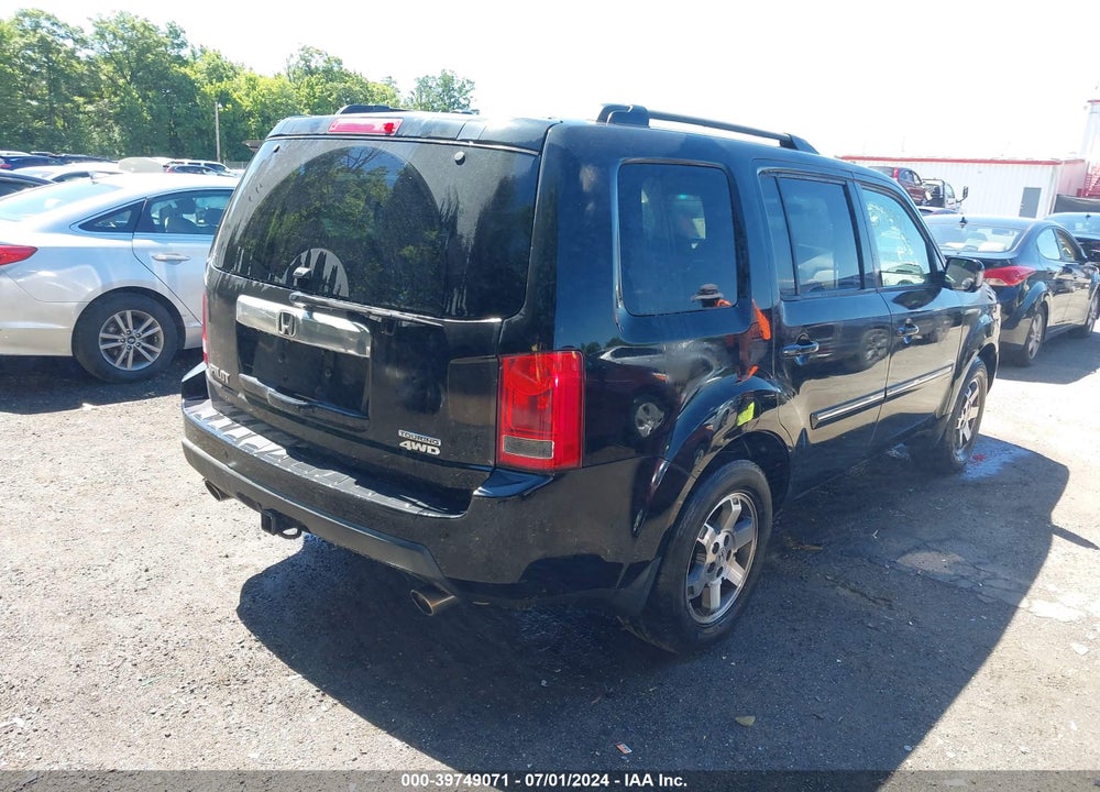 2011 HONDA PILOT TOURING VIN: 5FNYF4H9XBB086286