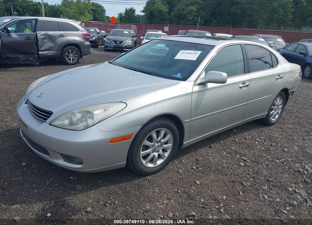 2002 LEXUS ES 300 VIN: JTHBF30G525022134