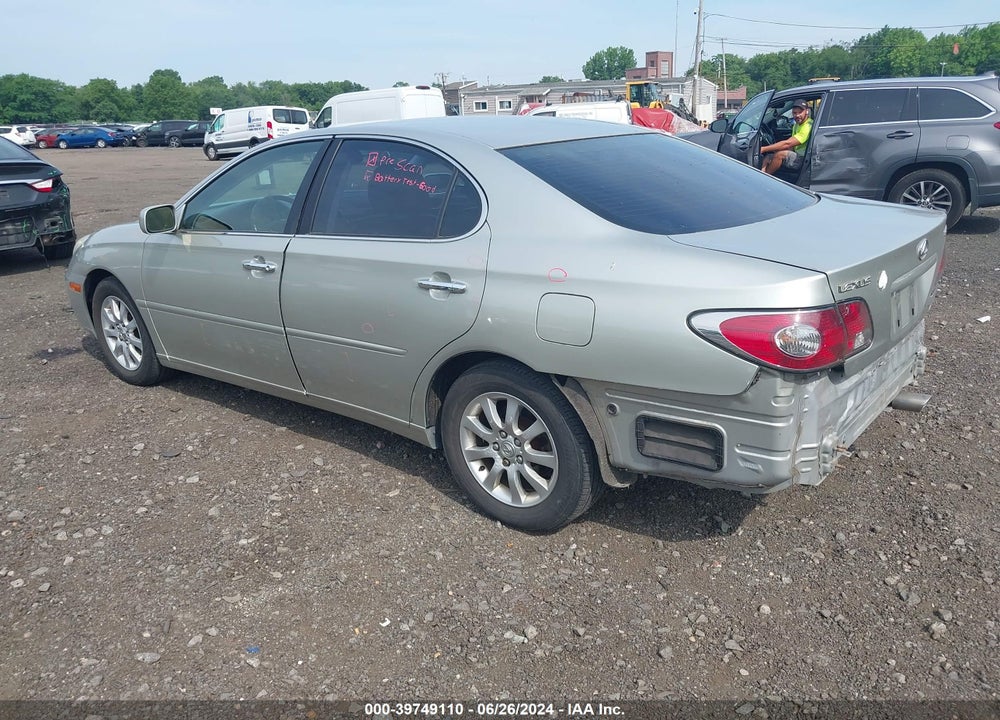 2002 LEXUS ES 300 VIN: JTHBF30G525022134