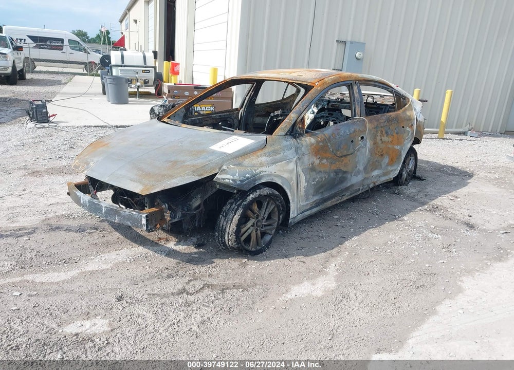 2019 HYUNDAI ELANTRA SEL VIN: KMHD84LF9KU744155