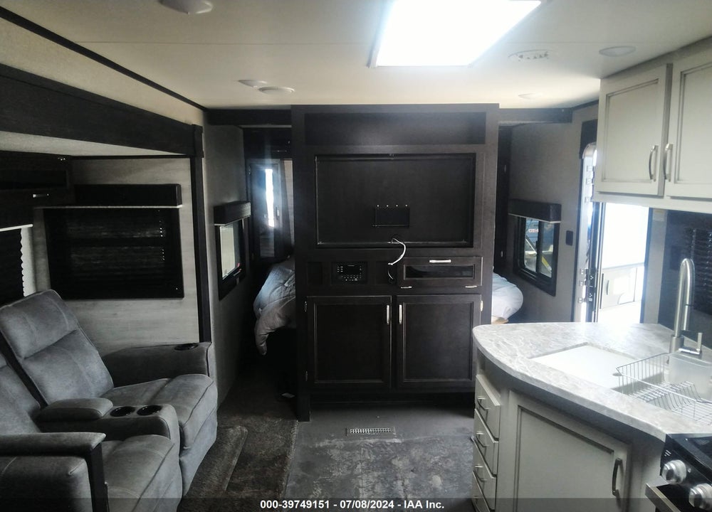 2021 JAYCO M-32 TSBH JAY FLIGHT VIN: 1UJBJ0BT4M1TV0051