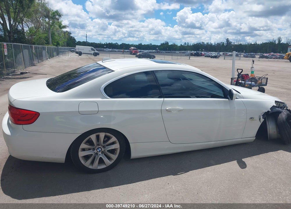 2011 BMW 328I VIN: WBAKE3C5XBE441575