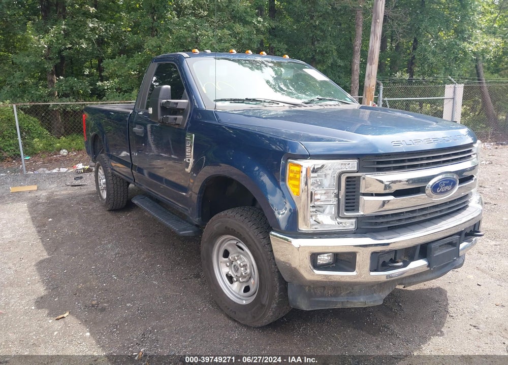2017 FORD F-250 XLT VIN: 1FTBF2B61HEB33921