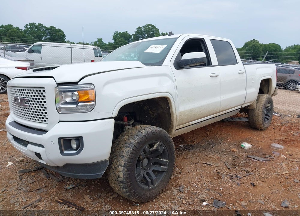 2015 GMC SIERRA 2500HD DENALI VIN: 1GT120E81FF176106