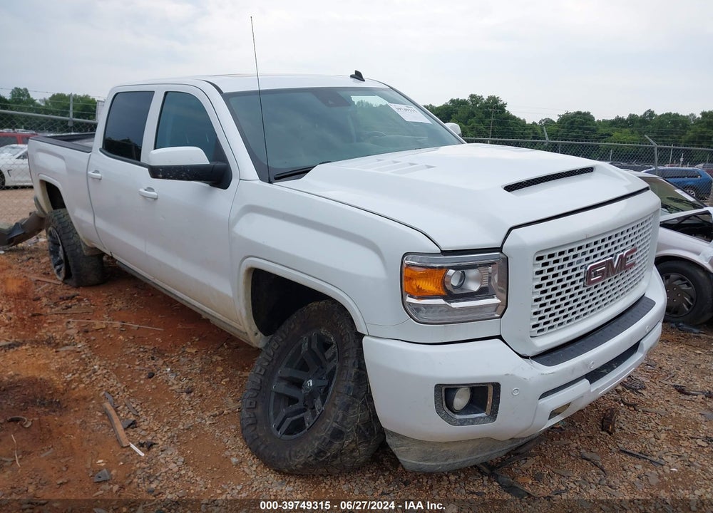 2015 GMC SIERRA 2500HD DENALI VIN: 1GT120E81FF176106