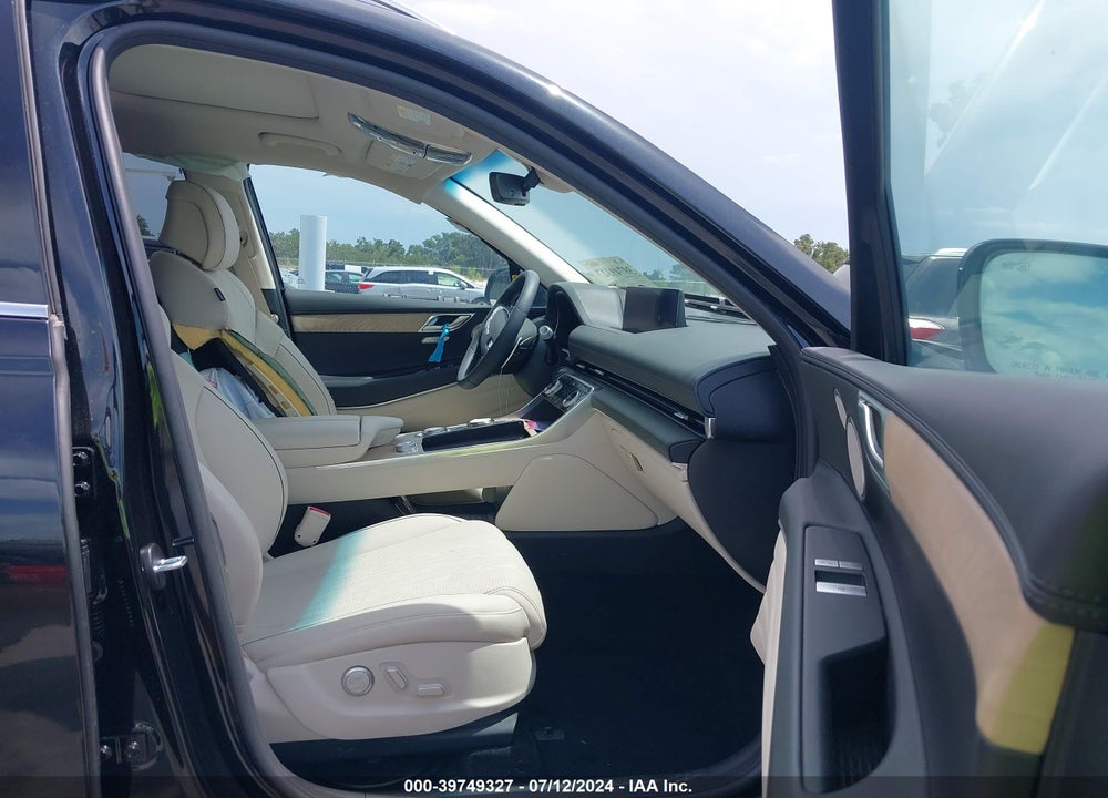 2024 GENESIS GV80 2.5T AWD VIN: KMUHBDSB7RU182396