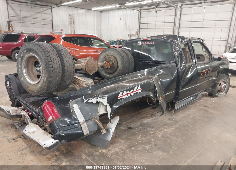 1998 CHEVROLET C3500 VIN: 1GCHK39F1WF003131
