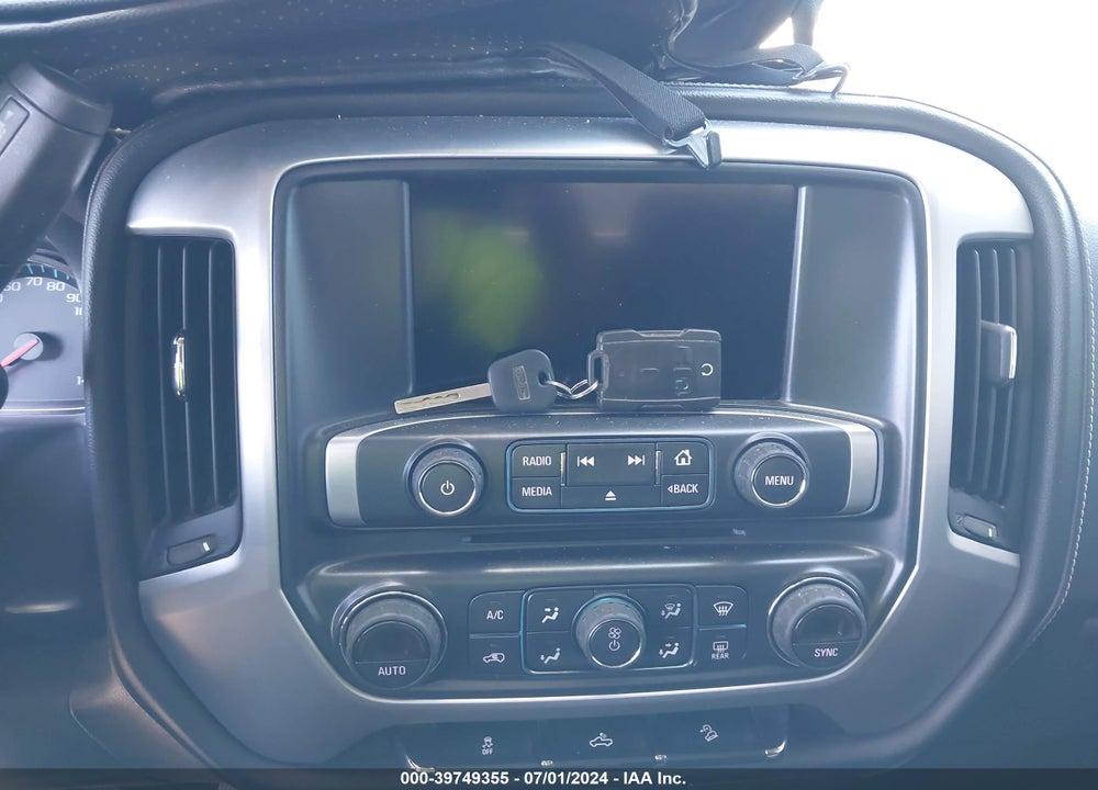 2018 GMC SIERRA 1500 SLE VIN: 2GTV2MEC4J1111960