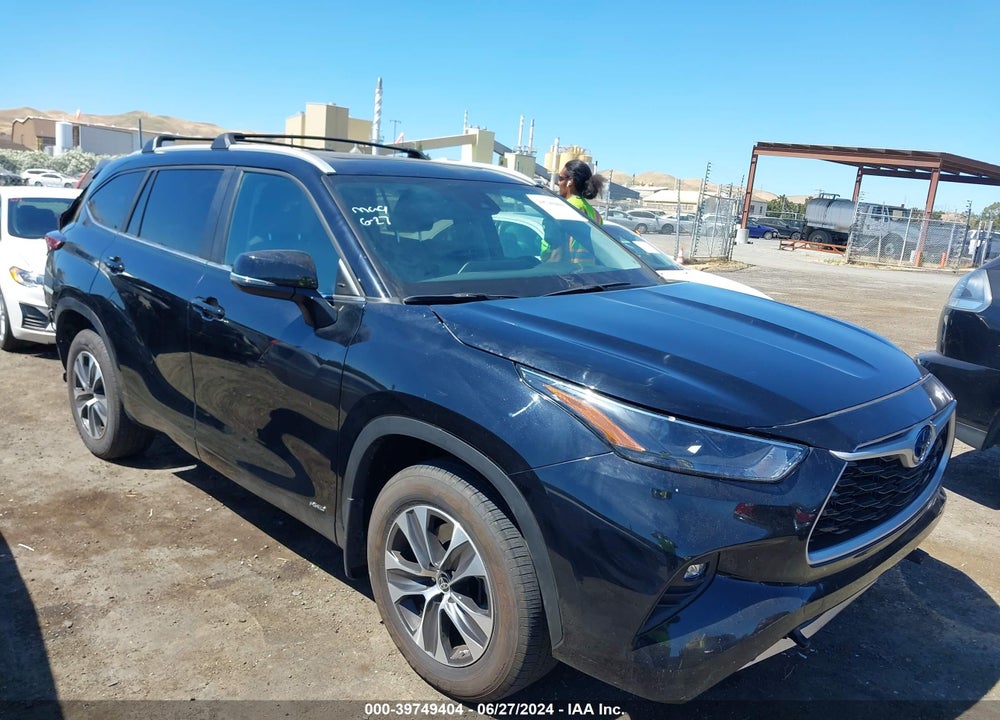 2023 TOYOTA HIGHLANDER HYBRID XLE VIN: 5TDKBRCH6PS124273
