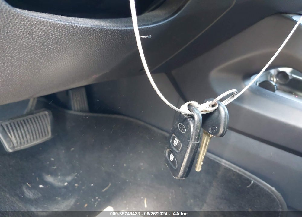 2011 HYUNDAI TUCSON GLS VIN: KM8JUCAC8BU261676