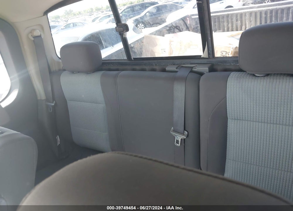 2005 NISSAN TITAN SE VIN: 1N6AA06A05N503567