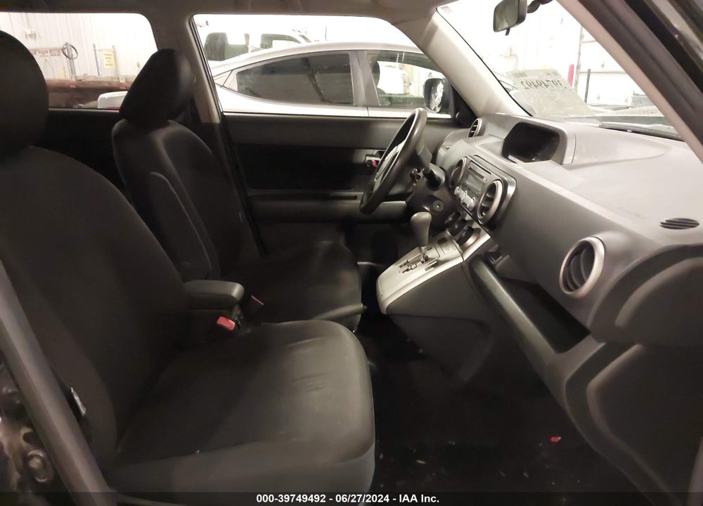 2008 SCION XB VIN: JTLKE50E781045630