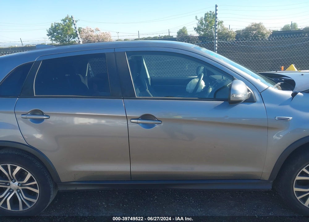 2018 MITSUBISHI OUTLANDER SPORT 2.0 ES/2.0 LE VIN: JA4AP3AU1JU021530