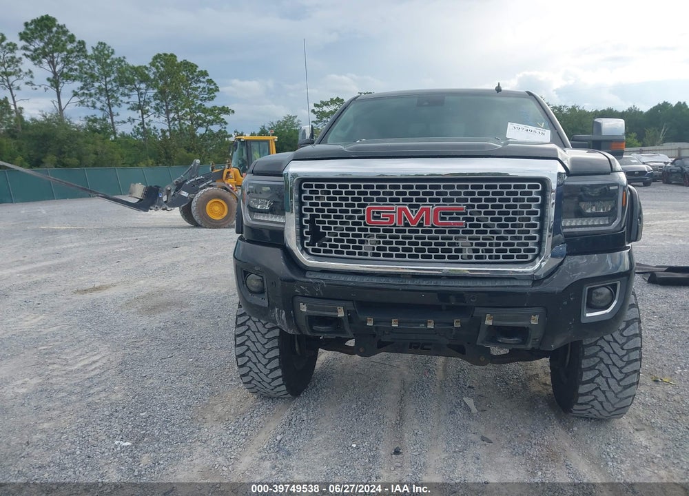 2015 GMC SIERRA 2500HD DENALI VIN: 1GT120E82FF191097