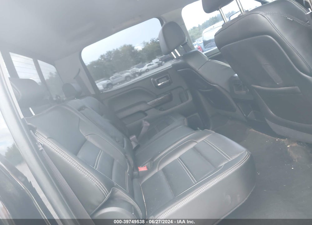 2015 GMC SIERRA 2500HD DENALI VIN: 1GT120E82FF191097